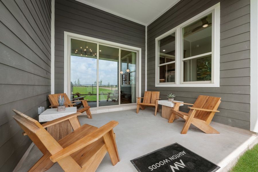 Representative exterior details of a home built from the Sawgrass by Ashton Woods in Lagos Reserve, Manor (Image 3). Representative exterior details of a home built from the Sawgrass by Ashton Woods in Lagos Reserve, Manor (Image 3).