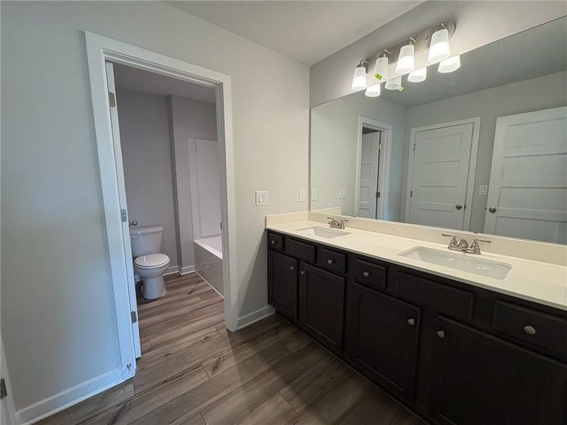 Furnished interior view inside a new home in Greenefield, Cartersville (Image 6).