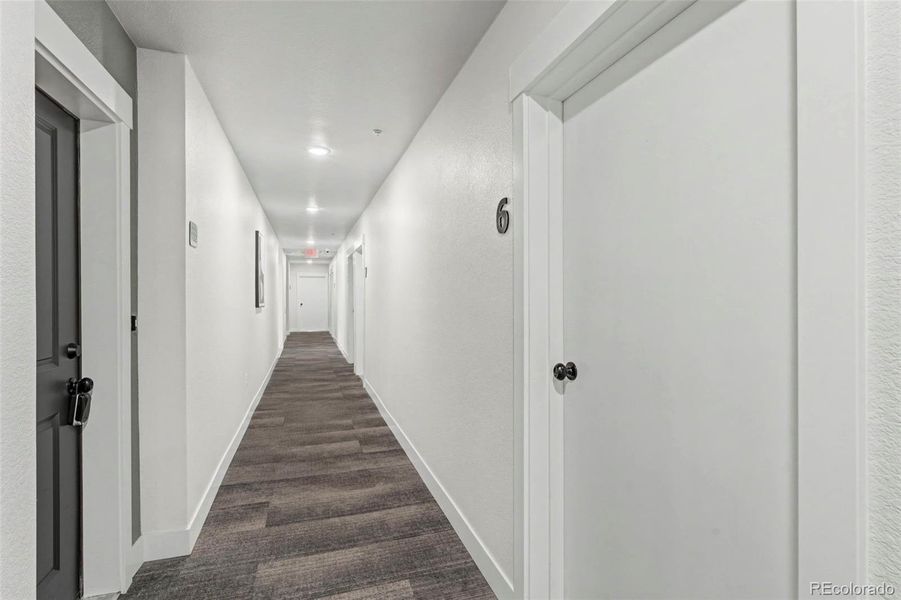 Spacious, unfurnished interior of a new home in , Longmont (Image 14).