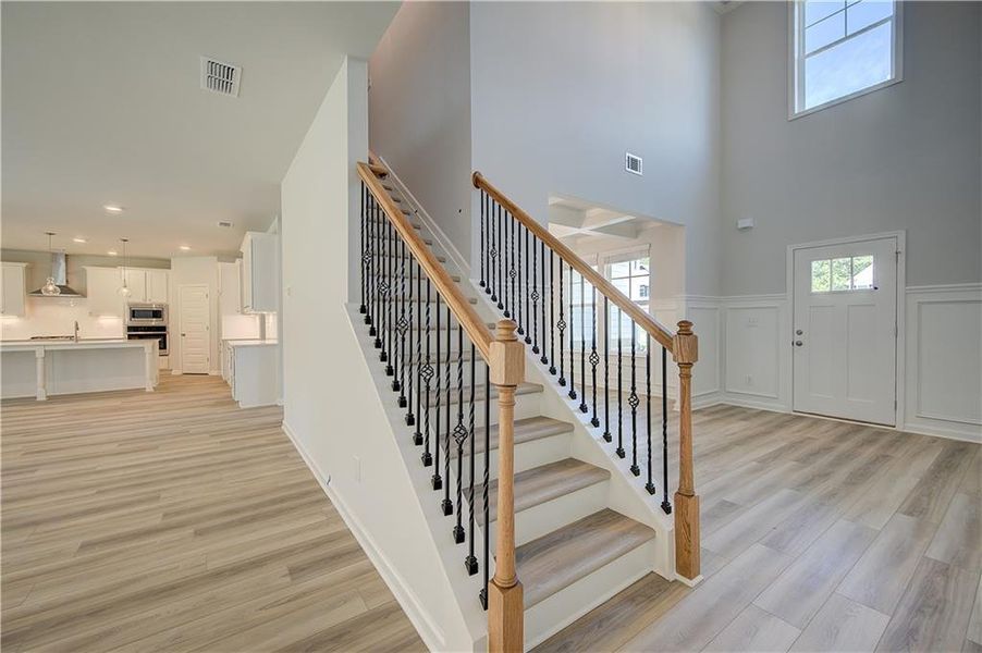 Spacious, unfurnished interior of a new home in Grandview at Millers Mill, Stockbridge (Image 23).