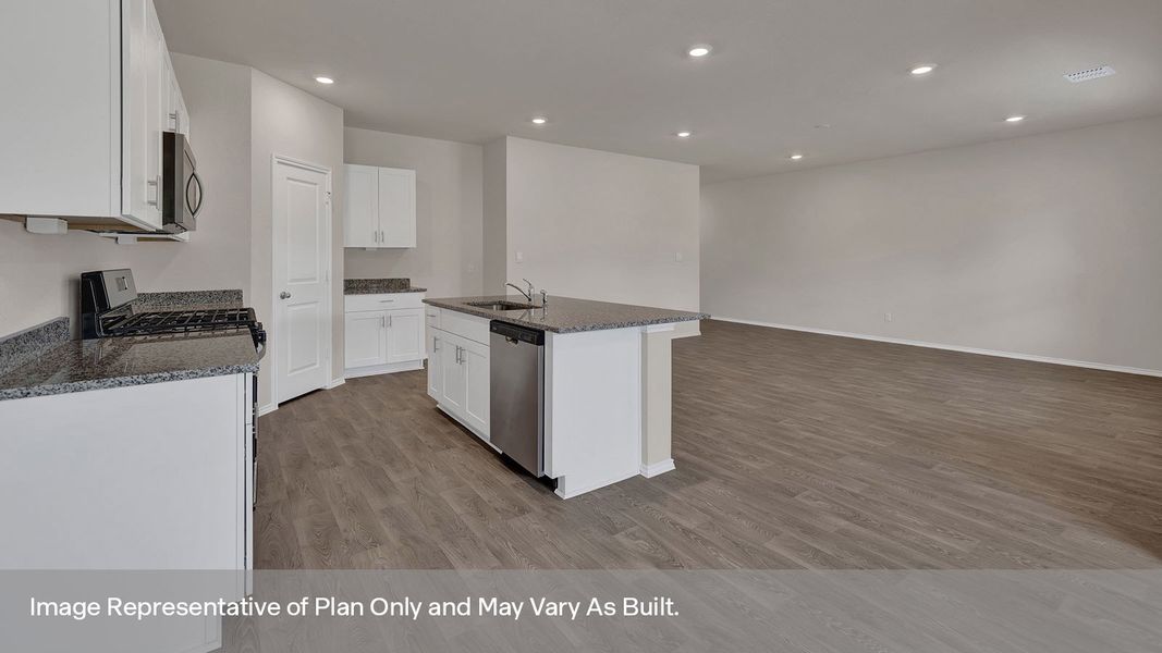 Furnished interior view inside a new home in Bollinger, Maxwell (Image 6).