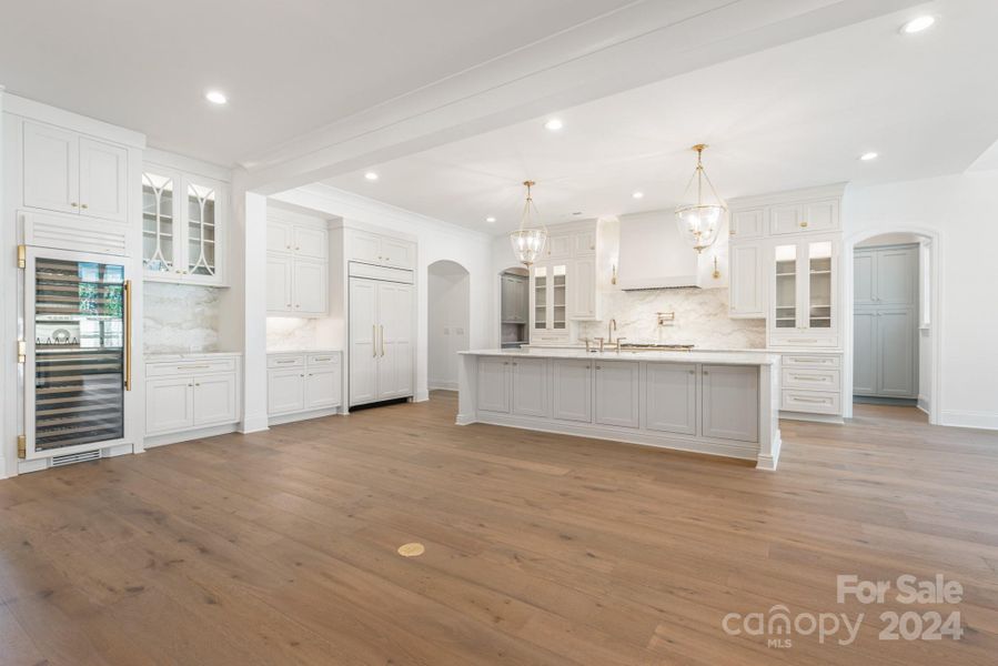 Custom kitchen w/ wine bar