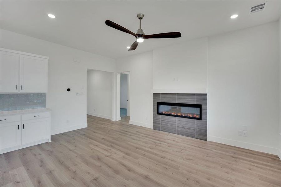 Spacious, unfurnished interior of a new home in Westside Preserve, Midlothian (Image 18). Spacious, unfurnished interior of a new home in Westside Preserve, Midlothian (Image 18).