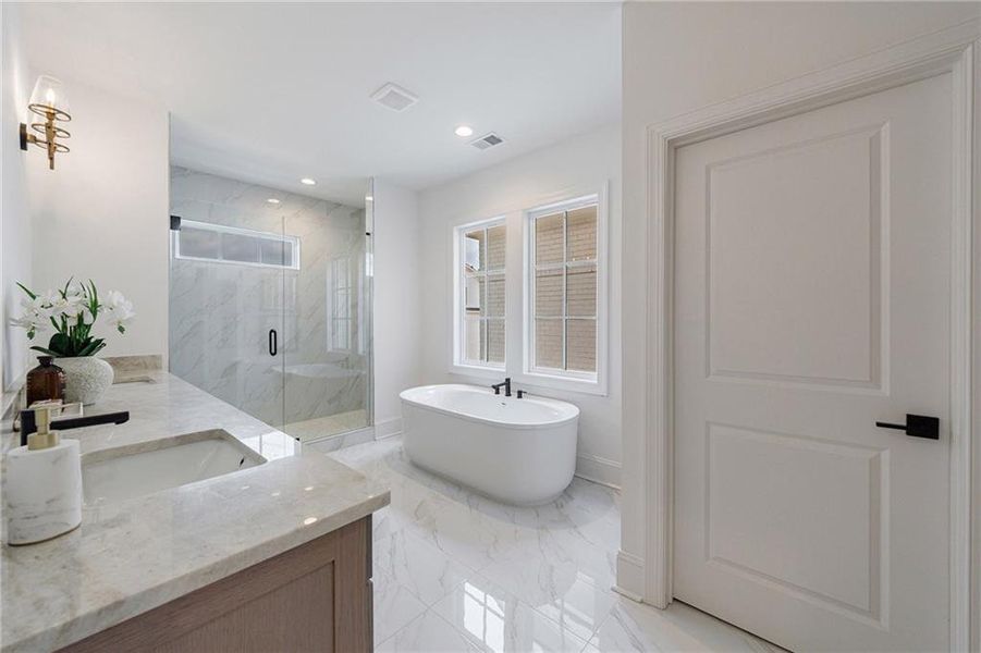 Furnished interior view inside a new home in , Alpharetta (Image 27).