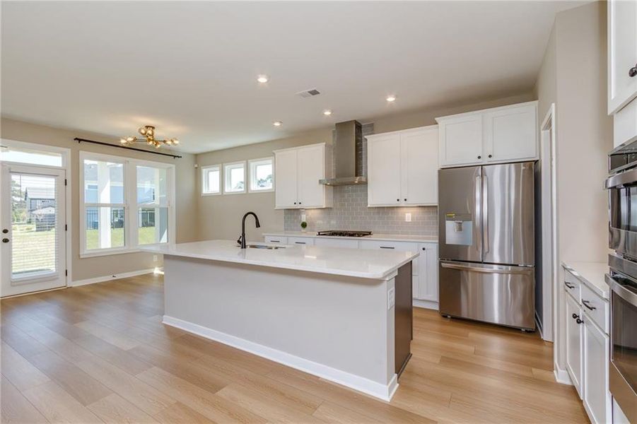 Furnished interior view inside a new home in Sweetbay Farm, Lawrenceville (Image 8).