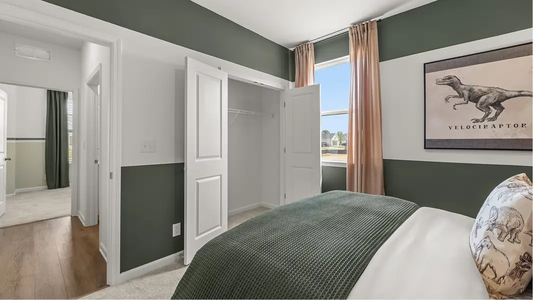 6978 Newport Bed2 2of2 F1 050625