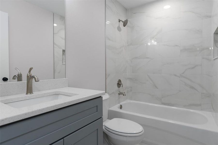 Furnished interior view inside a new home in , Dunnellon (Image 8).