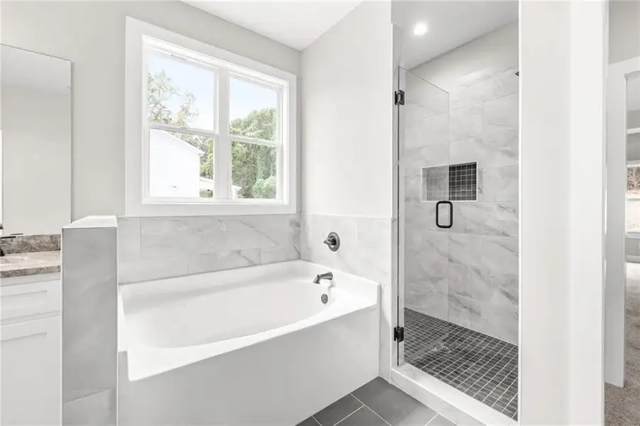 Furnished interior view inside a new home in , Jefferson (Image 9).