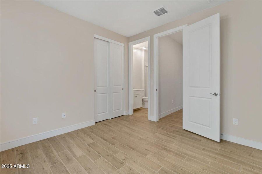 27-Bedroom 1 27-Bedroom 1