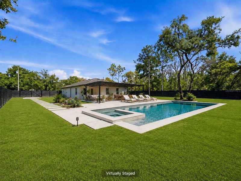 Image 65 of a home in .