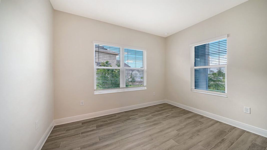 Spacious, unfurnished interior of a new home in Palm Grove, Lakewood Ranch (Image 30).