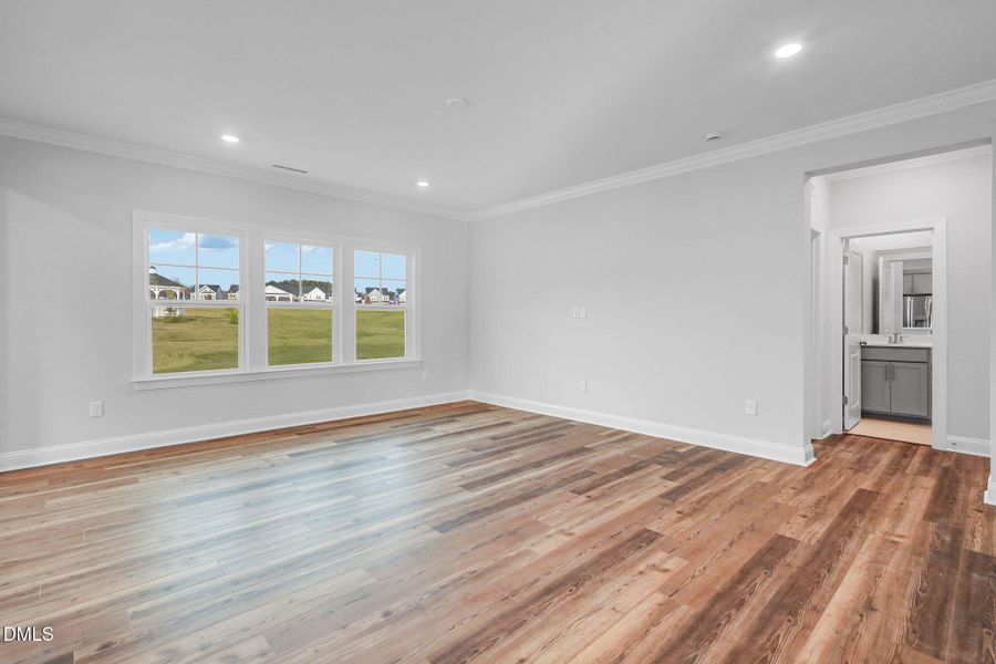 SUN_CaydenCove_Pic_LandrumIII_QMI_153_Gr