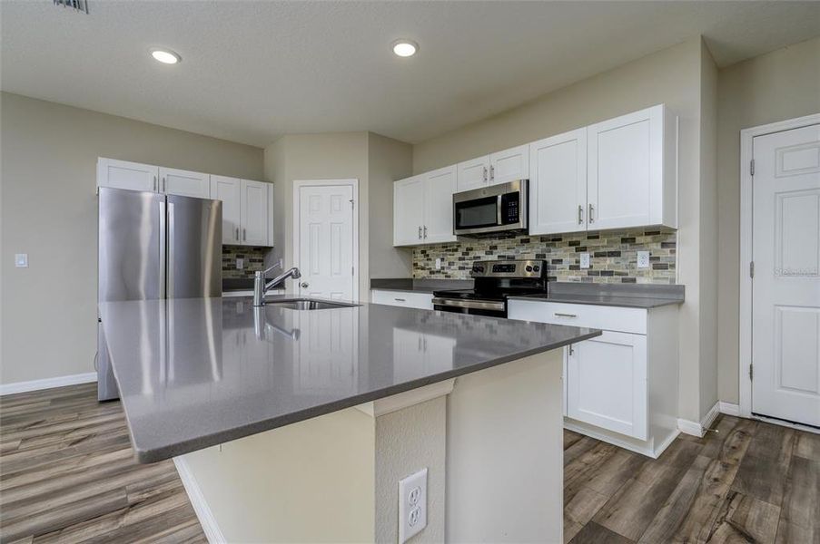 Furnished interior view inside a new home in Pasadena Point, Wesley Chapel (Image 5). Furnished interior view inside a new home in Pasadena Point, Wesley Chapel (Image 5).