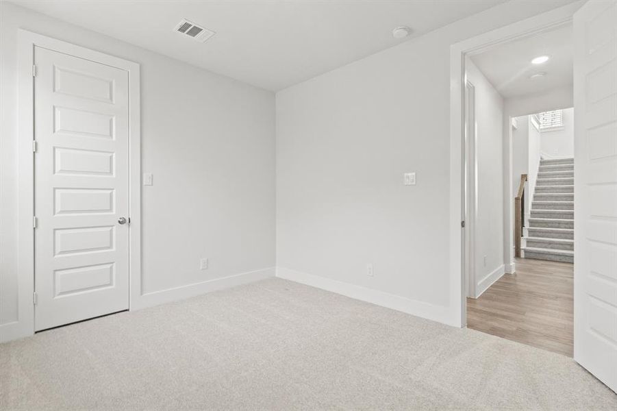 Spacious, unfurnished interior of a new home in Lyons Crest Estates, Garland (Image 33). Spacious, unfurnished interior of a new home in Lyons Crest Estates, Garland (Image 33).