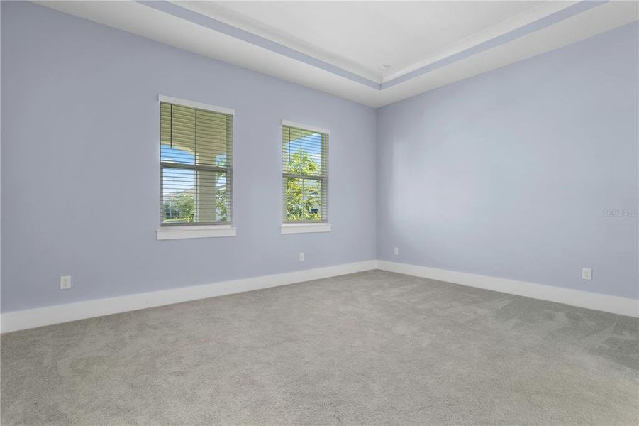 Spacious, unfurnished interior of a new home in , Winter Garden (Image 18).