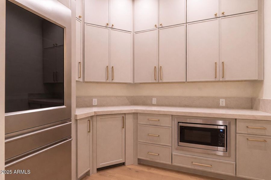 2bf07562-f01a-4c54-a339-f30495ca80b1 2bf07562-f01a-4c54-a339-f30495ca80b1