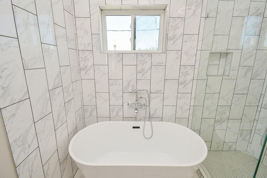 Art Domme Master Tub! Art Domme Master Tub!