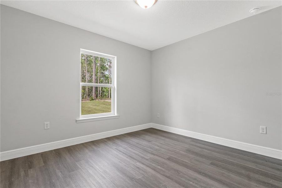Spacious, unfurnished interior of a new home in , Ocala (Image 17).