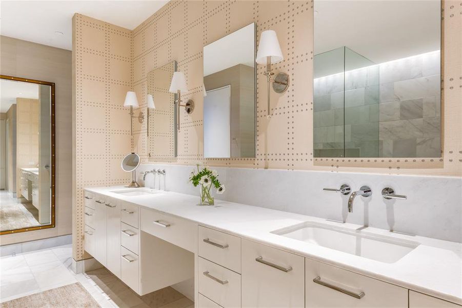 Furnished interior view inside a new home in , Dallas (Image 18). Furnished interior view inside a new home in , Dallas (Image 18).