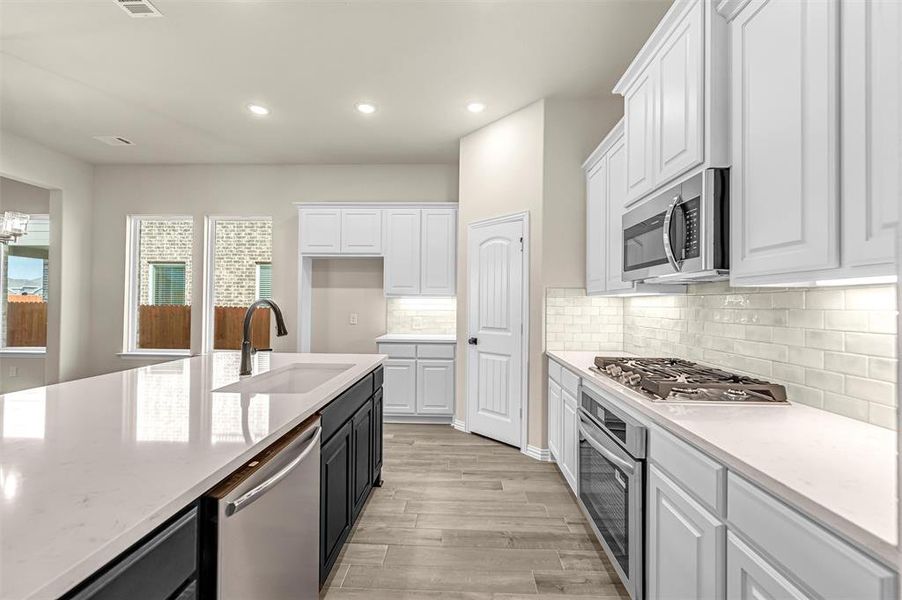 Furnished interior view inside a new home in Morningstar, Aledo (Image 4).