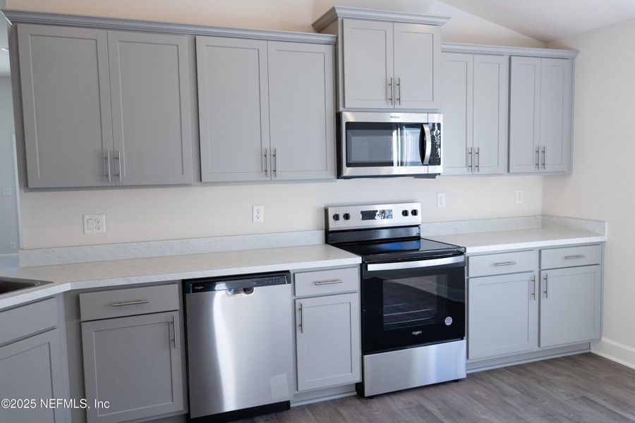Furnished interior view inside a new home in Summerglen, Jacksonville (Image 7).