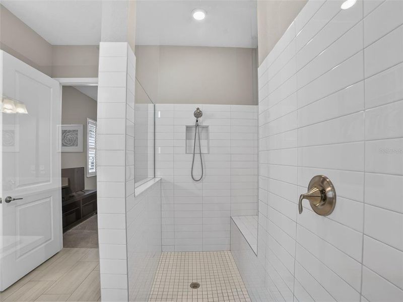 Close-up of interior finishes inside a home in , Parrish (Image 21).