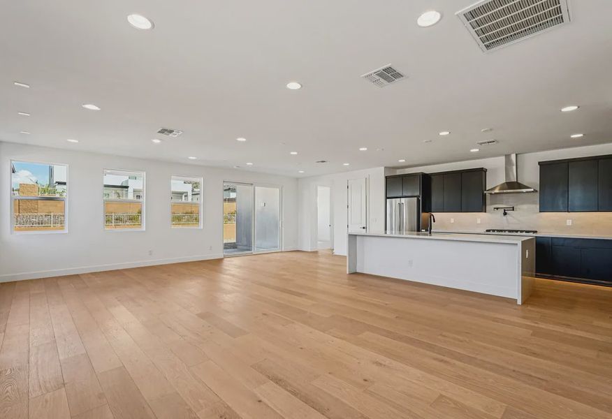 Great Room - 3 of 10