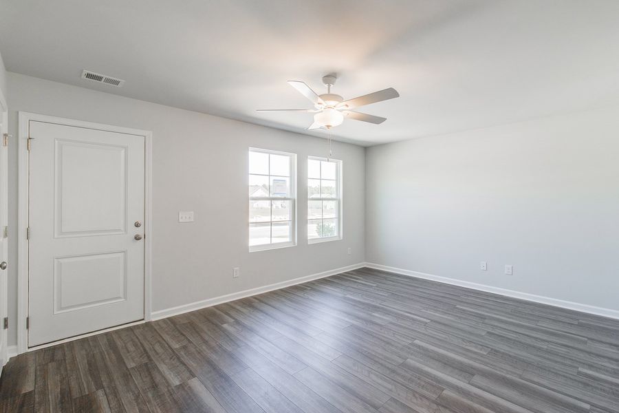 Spacious, unfurnished interior of a new home in Haynes Park, Columbia (Image 17).