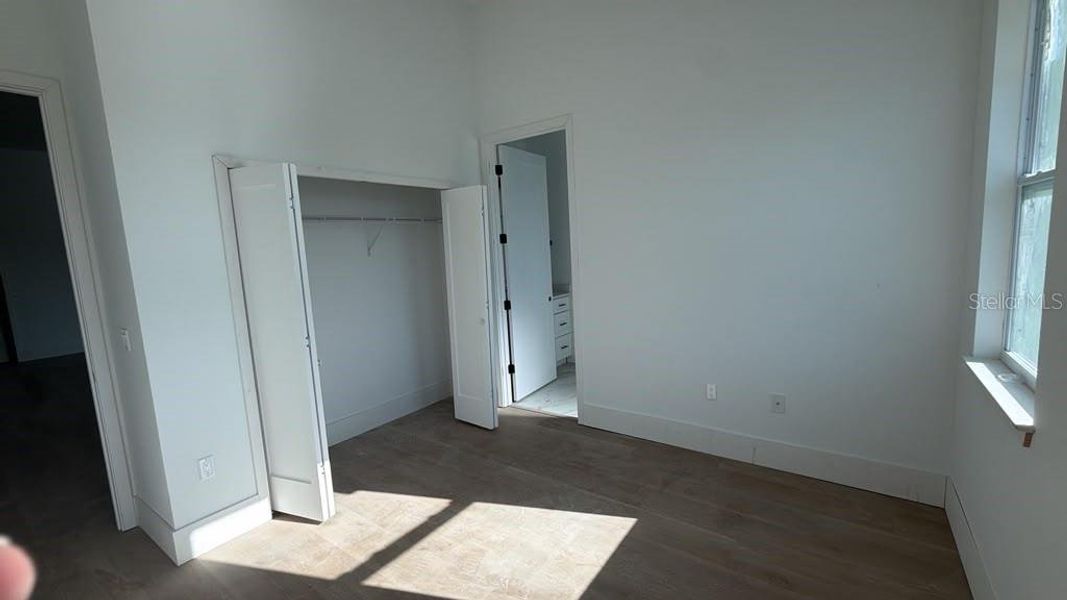 Image 42 of a home in .