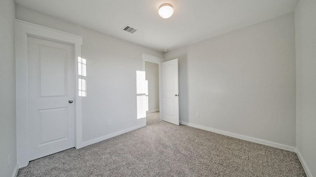 Representative furnished interior of a home built from the Meridian by Brightland Homes in Mostyn Springs, Magnolia (Image 11).