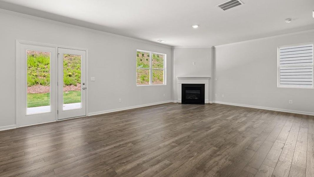 Spacious, unfurnished interior of a new home in Thompson Ridge, Dallas (Image 13). Spacious, unfurnished interior of a new home in Thompson Ridge, Dallas (Image 13).