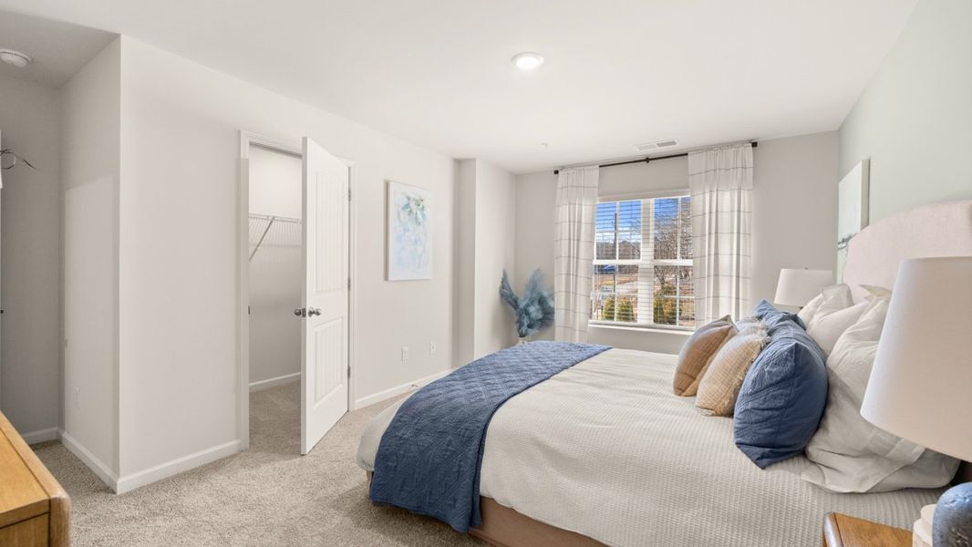 Representative furnished interior of a home built from the Pearson II by D.R. Horton in Roseleigh Park, Douglasville (Image 17).