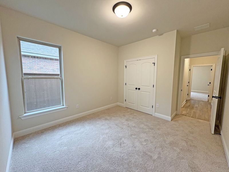 Spacious, unfurnished interior of a new home in Longleaf, Lumberton (Image 30).