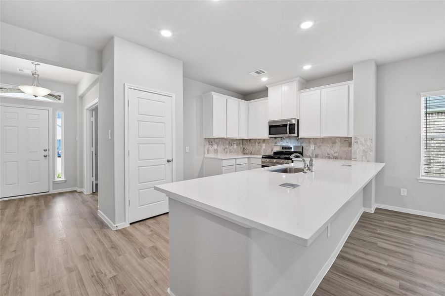 Furnished interior view inside a new home in Rollingbrook Estates, Baytown (Image 8).