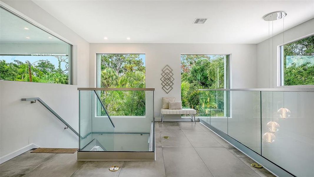 Exterior details and patio area of a home in , Sarasota (Image 3).