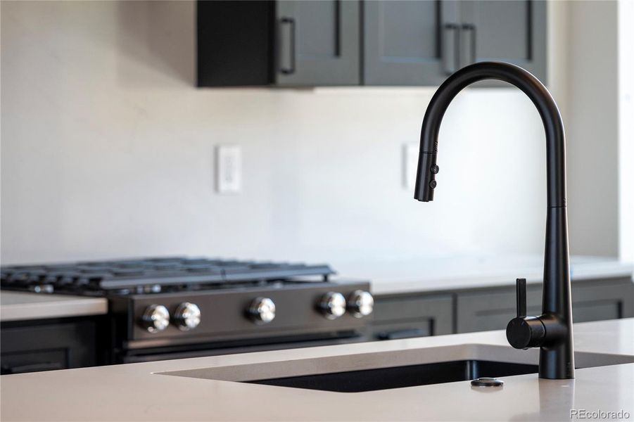 DIFFERENT UNIT // SAME FLOOR PLAN