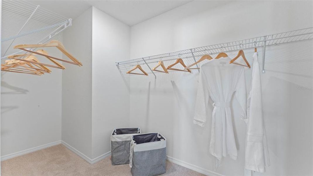 Image 33 of a home in Oak Leaf Preserve.