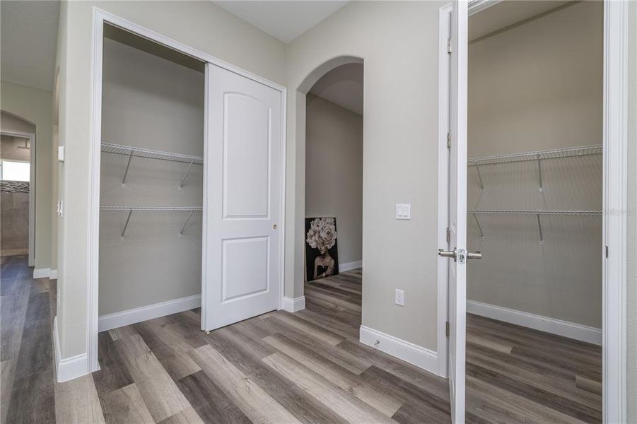 Spacious, unfurnished interior of a new home in , Palm Coast (Image 28).