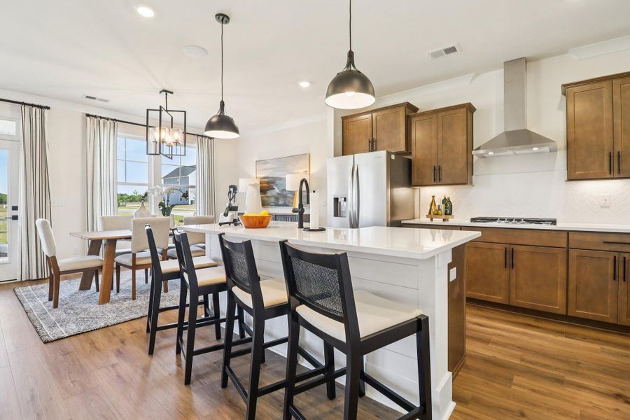 11-web-or-mls-Matthews Dr-S1504-011