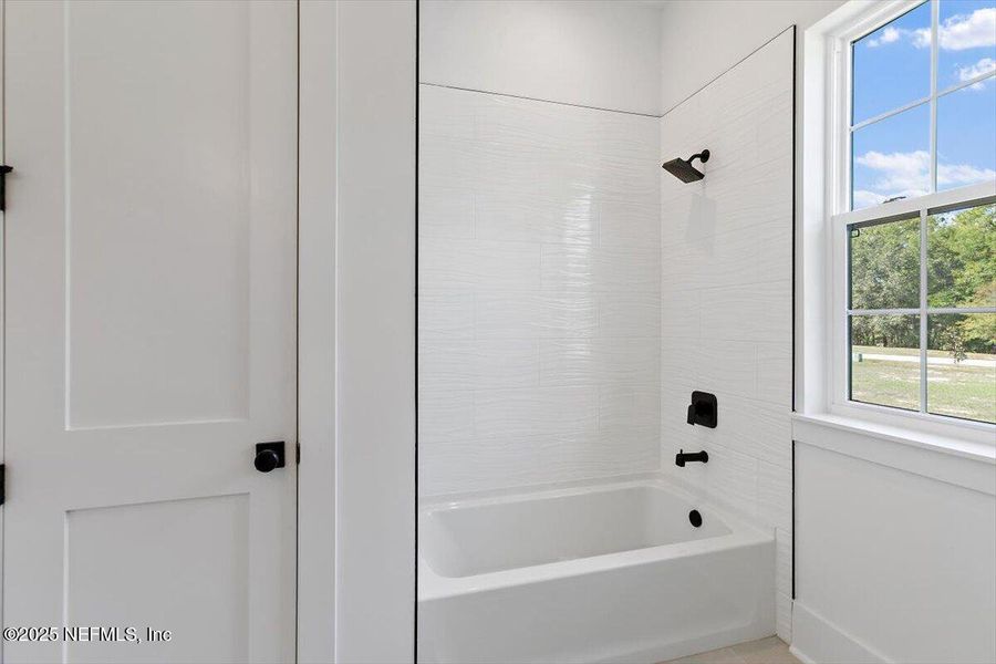 Image 21 of a home in .