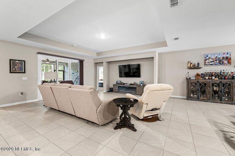 Furnished interior view inside a new home in , Middleburg (Image 17).