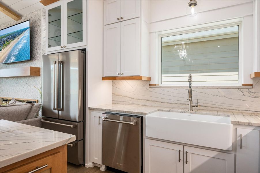 Furnished interior view inside a new home in , Bolivar Peninsula (Image 42).