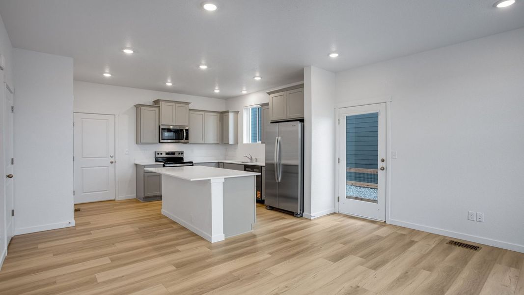 Representative furnished interior of a home built from the Lexington by D.R. Horton in Tailholt, Severance (Image 10).