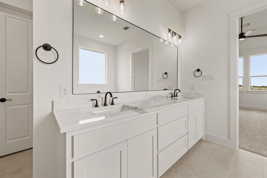 Furnished interior view inside a new home in Bella Crossing, Fort Worth (Image 15).