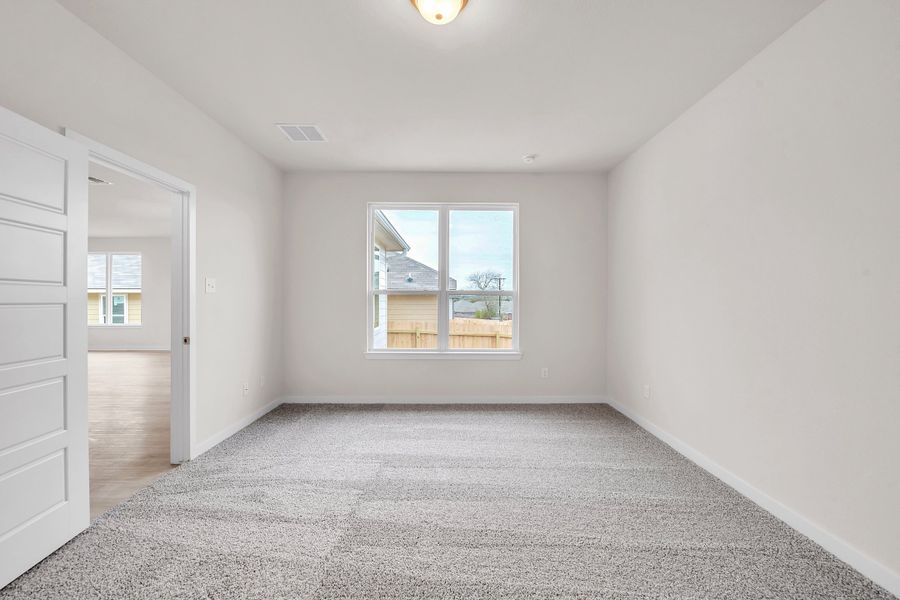 Spacious, unfurnished interior of a new home in The Village at Elm Creek, Troy (Image 15). Spacious, unfurnished interior of a new home in The Village at Elm Creek, Troy (Image 15).