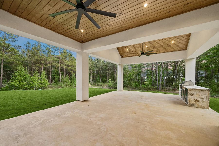 Exterior details and patio area of a home in , Montgomery (Image 3).