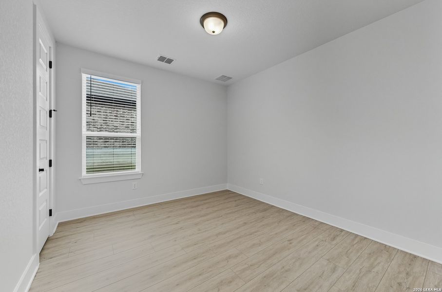 Spacious, unfurnished interior of a new home in The Reserve at Potranco Oaks, Castroville (Image 16). Spacious, unfurnished interior of a new home in The Reserve at Potranco Oaks, Castroville (Image 16).