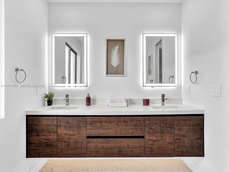 Furnished interior view inside a new home in , Dania Beach (Image 75). Furnished interior view inside a new home in , Dania Beach (Image 75).