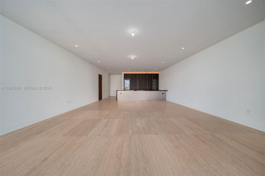 Spacious, unfurnished interior of a new home in , Miami (Image 10).