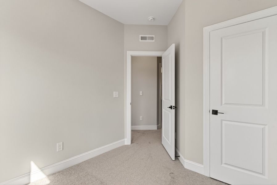 695 Bandon Alley, Cary, NC.  - Slide 30